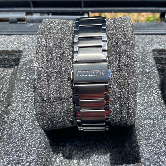 Citizen Eco Drive E031 - Picture 2 of 3